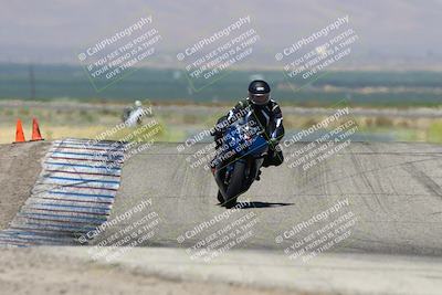 media/Jun-14-2025-Lets Ride (Sat) [[c36d48699a]]/B Group/1120am (Grapevine)/